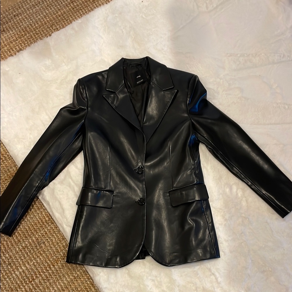 Black vegan leather blazer M